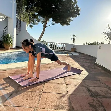Artevida Andalusia Nudist With Yoga And Massage Couette-café Mojácar